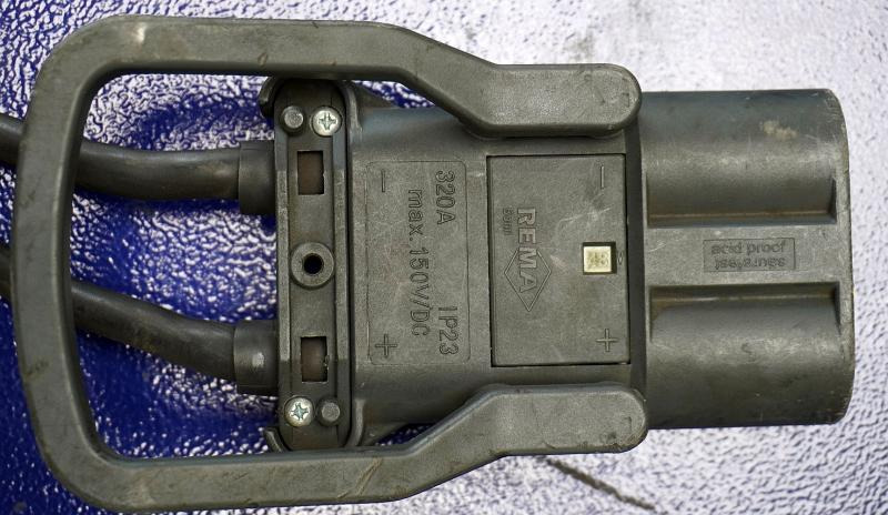 TRICOM TriCOM FUTUR 48V/100A - Akumulátor: obrázok 5 TRICOM TriCOM FUTUR 48V/100A - Akumulátor: obrázok 5