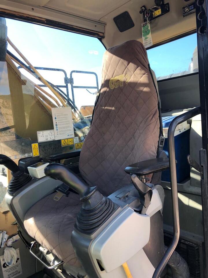 CATERPILLAR 336e - Pásové rýpadlo: obrázok 4 CATERPILLAR 336e - Pásové rýpadlo: obrázok 4