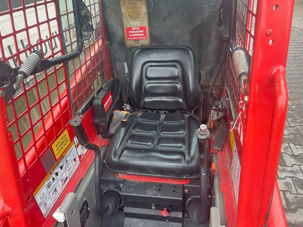 Bobcat S 70  - Šmykom riadený nakladač: obrázok 5 Bobcat S 70  - Šmykom riadený nakladač: obrázok 5