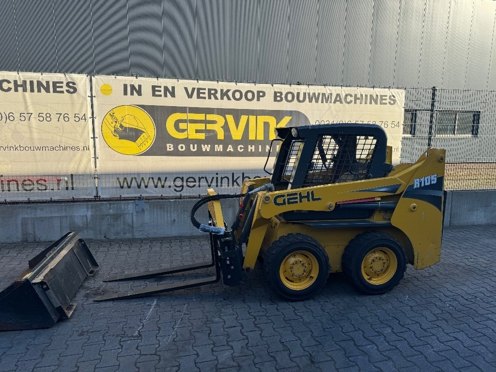 Gehl R105 - Šmykom riadený nakladač: obrázok 4 Gehl R105 - Šmykom riadený nakladač: obrázok 4