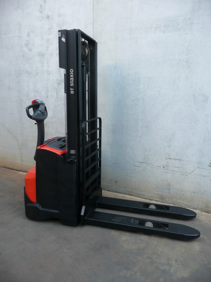 BT SWE 100 - Stohovač: obrázok 4 BT SWE 100 - Stohovač: obrázok 4