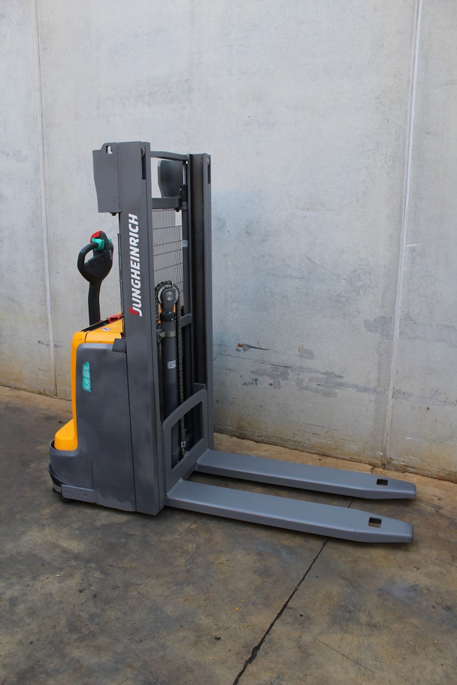 Jungheinrich EJC 110 250 ZZ - Stohovač: obrázok 4 Jungheinrich EJC 110 250 ZZ - Stohovač: obrázok 4