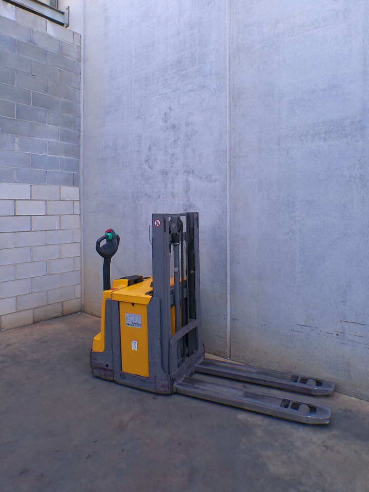 Jungheinrich EJD 220 201 ZT - Stohovač: obrázok 4 Jungheinrich EJD 220 201 ZT - Stohovač: obrázok 4