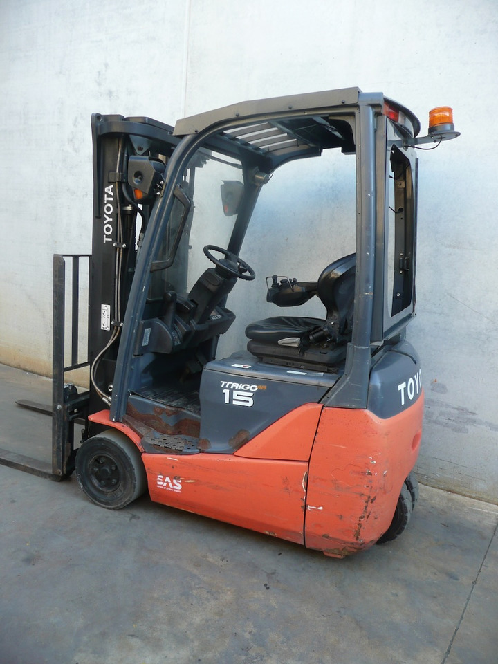 Toyota 8FBE15T - Elektrický vysokozdvižný vozík: obrázok 4 Toyota 8FBE15T - Elektrický vysokozdvižný vozík: obrázok 4