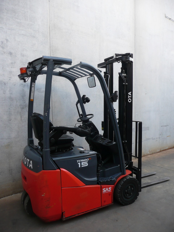 Toyota 8FBE15T - Elektrický vysokozdvižný vozík: obrázok 2 Toyota 8FBE15T - Elektrický vysokozdvižný vozík: obrázok 2