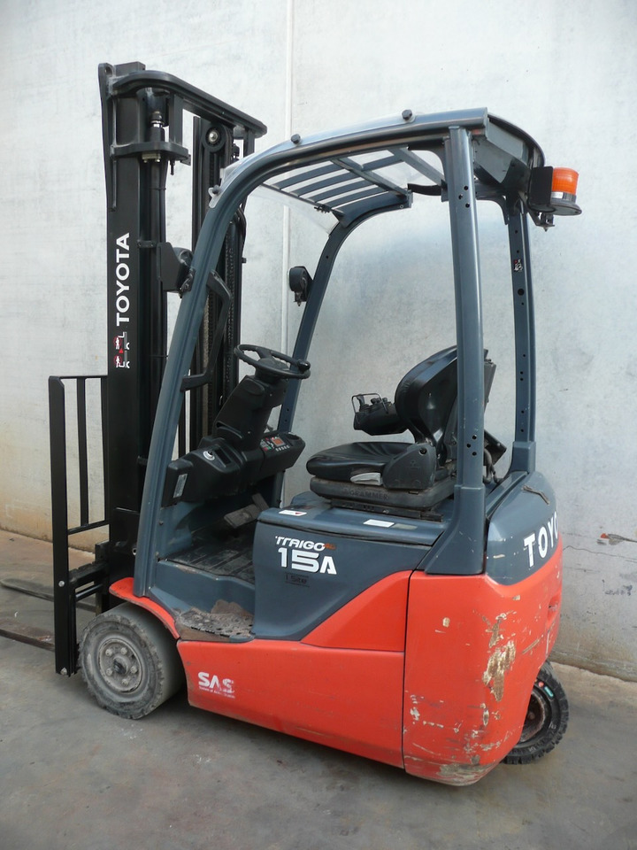Toyota 8FBE15T - Elektrický vysokozdvižný vozík: obrázok 4 Toyota 8FBE15T - Elektrický vysokozdvižný vozík: obrázok 4