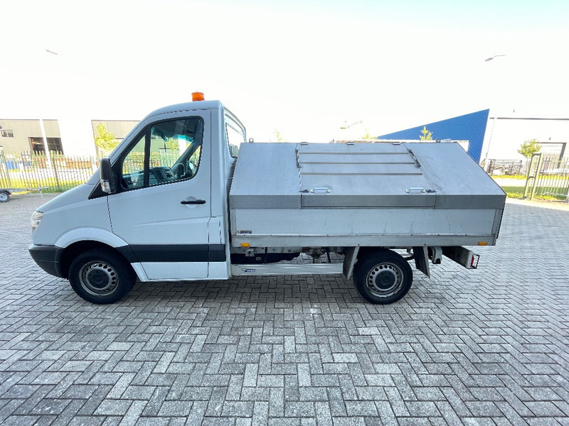 Mercedes-Benz Vuilnisauto 213CDI - Auto na odvoz odpadu: obrázok 5 Mercedes-Benz Vuilnisauto 213CDI - Auto na odvoz odpadu: obrázok 5