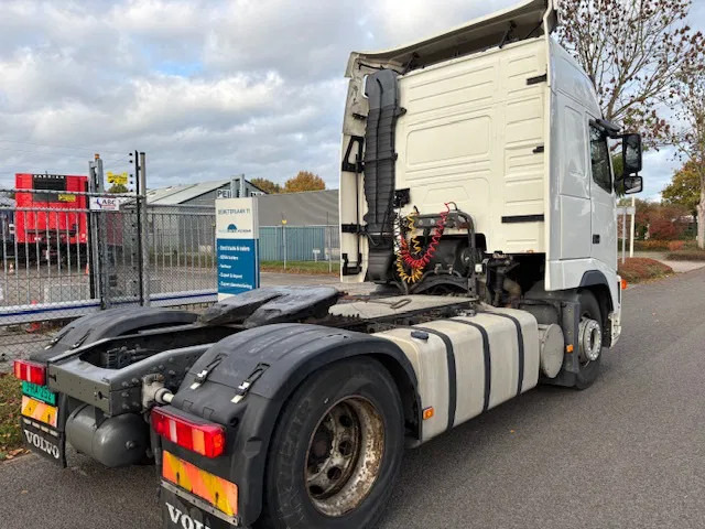 Volvo FH 12 420 E3 4x2T Globetrotter 720.000km!! Analog tacho MOT 06-2026 - Ťahač: obrázok 5 Volvo FH 12 420 E3 4x2T Globetrotter 720.000km!! Analog tacho MOT 06-2026 - Ťahač: obrázok 5