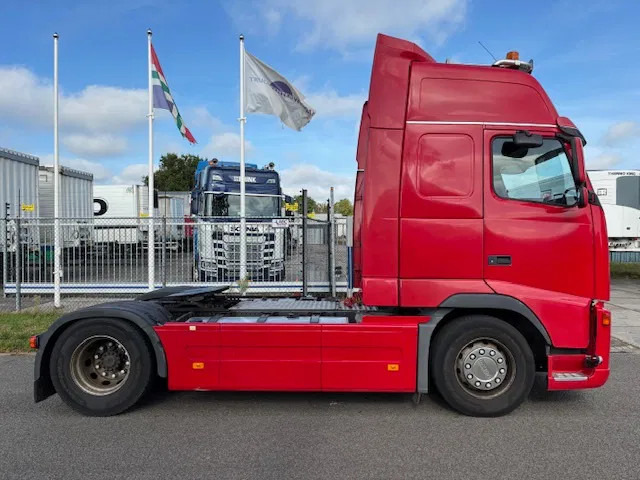 Volvo FH 12 480 Globe XL Euro 5 7B chassis tyres new - Ťahač: obrázok 4 Volvo FH 12 480 Globe XL Euro 5 7B chassis tyres new - Ťahač: obrázok 4