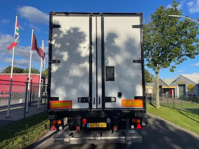 Van Eck UT-3B Steering axle 260 cm insteek Frigo carrier vector UT-3B H= 260 W= 250cm - Náves chladírenské: obrázok 5 Van Eck UT-3B Steering axle 260 cm insteek Frigo carrier vector UT-3B H= 260 W= 250cm - Náves chladírenské: obrázok 5