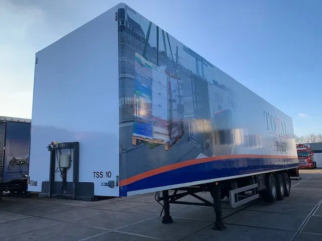 Vogelzang Closed box insulated lift axle MOT 06-2026 TOP Condition - Náves skriňové: obrázok 3 Vogelzang Closed box insulated lift axle MOT 06-2026 TOP Condition - Náves skriňové: obrázok 3