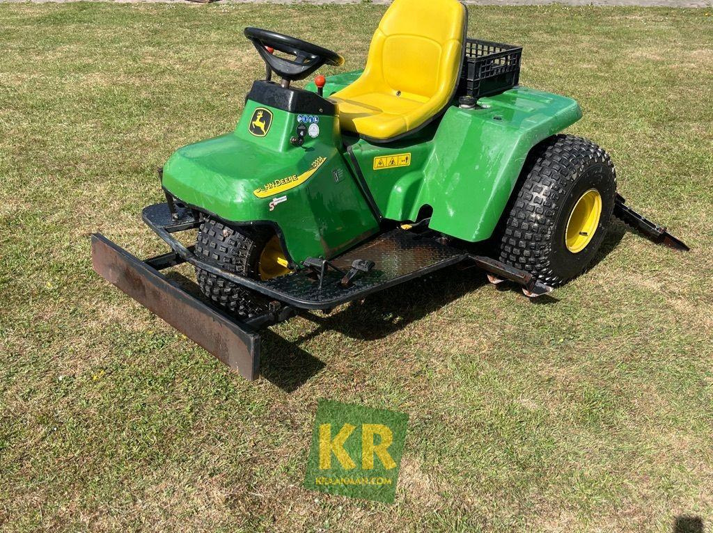 1200A bunkerrake John Deere - Záhradná technika: obrázok 3 1200A bunkerrake John Deere - Záhradná technika: obrázok 3
