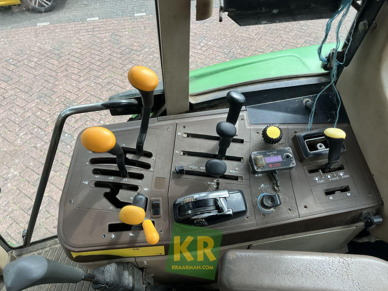 6110 John Deere - Traktor: obrázok 4 6110 John Deere - Traktor: obrázok 4