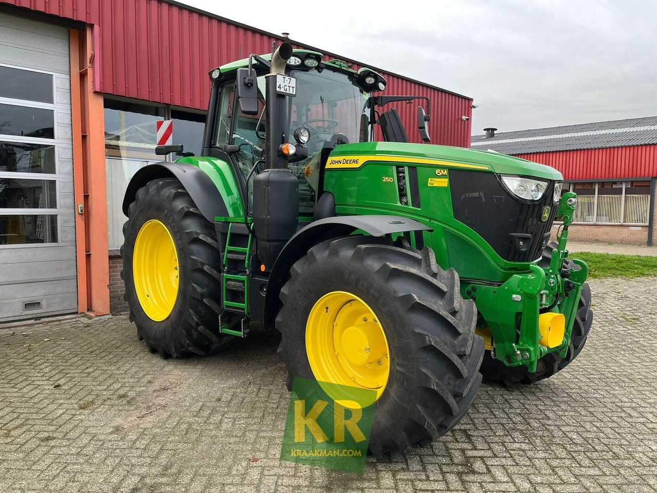 6M 250 John Deere - Traktor: obrázok 1 6M 250 John Deere - Traktor: obrázok 1