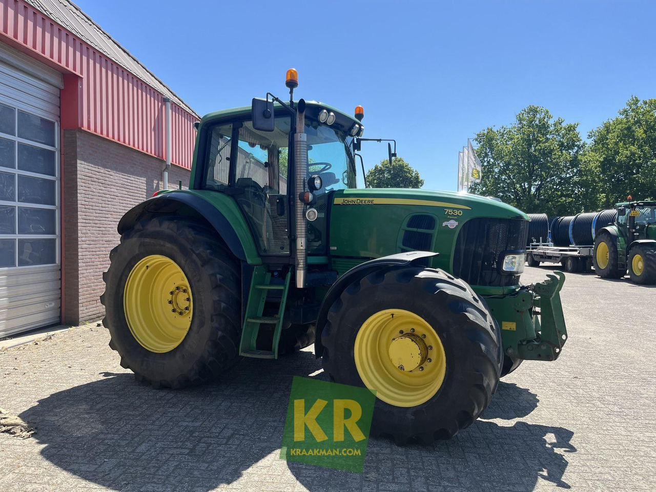7530 PREMIUM John Deere - Traktor: obrázok 1 7530 PREMIUM John Deere - Traktor: obrázok 1