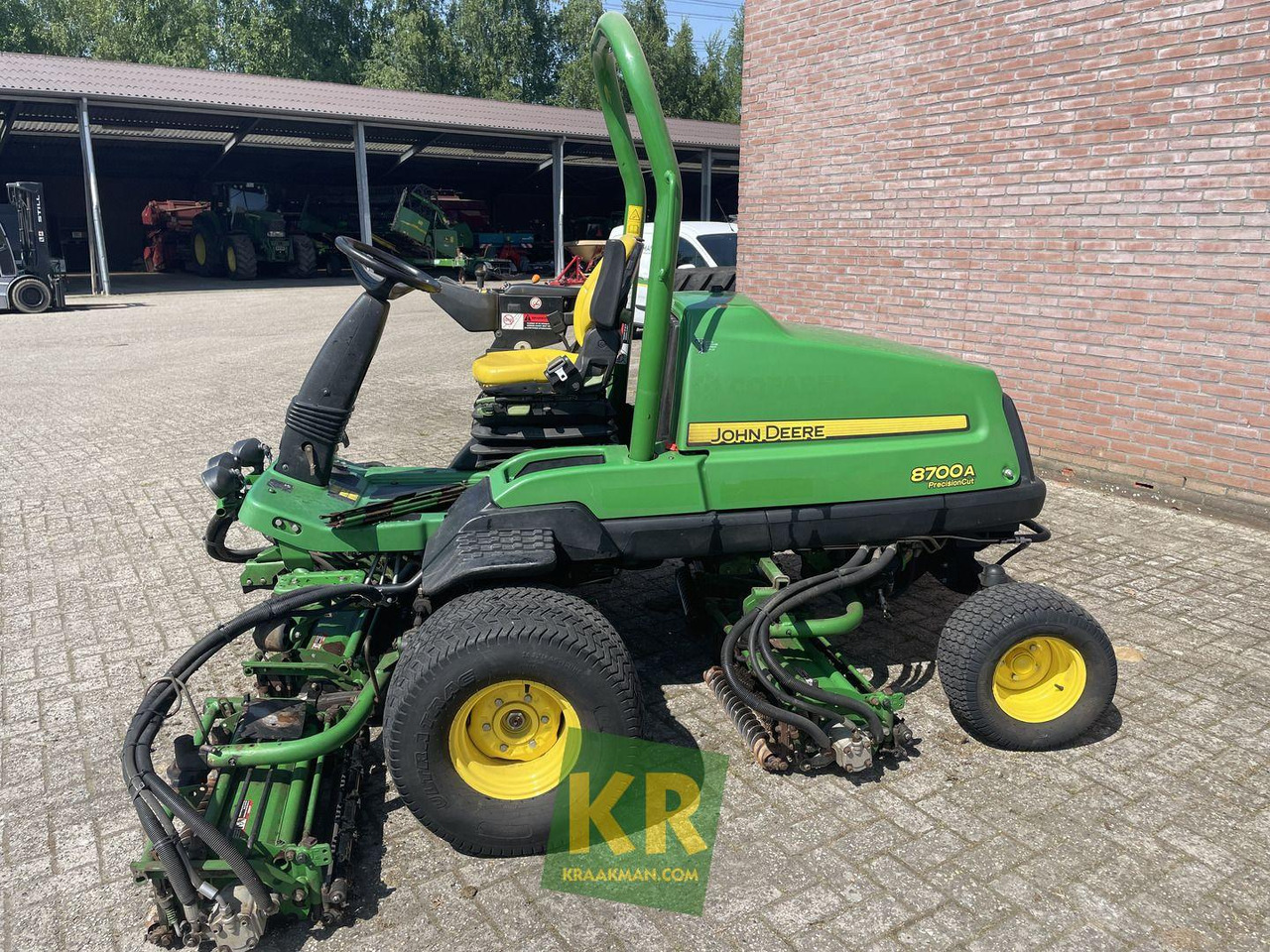8700A John Deere - Záhradná kosačka: obrázok 3 8700A John Deere - Záhradná kosačka: obrázok 3