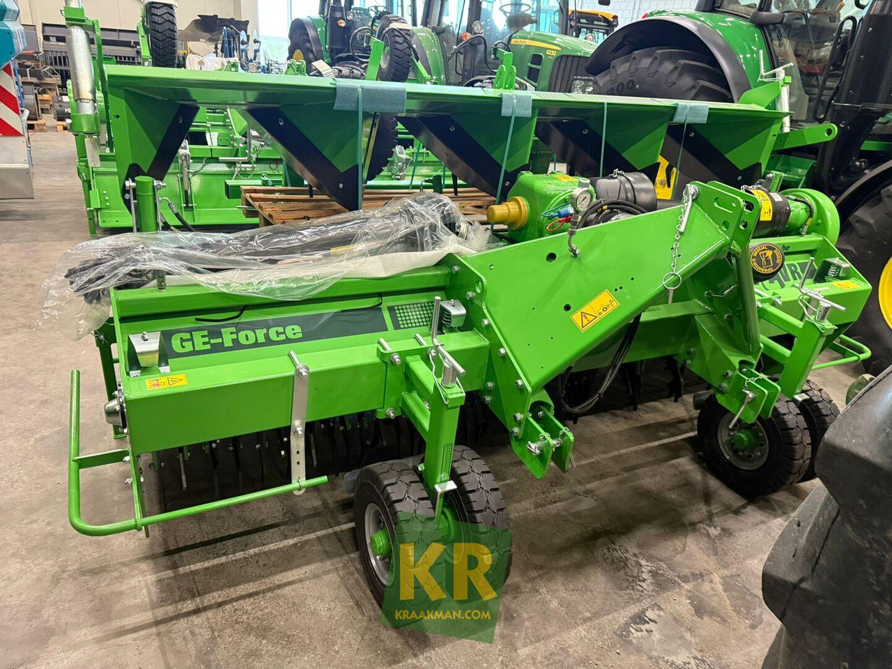 AVR GE Force - Stroj na obrábanie pôdy: obrázok 4 AVR GE Force - Stroj na obrábanie pôdy: obrázok 4