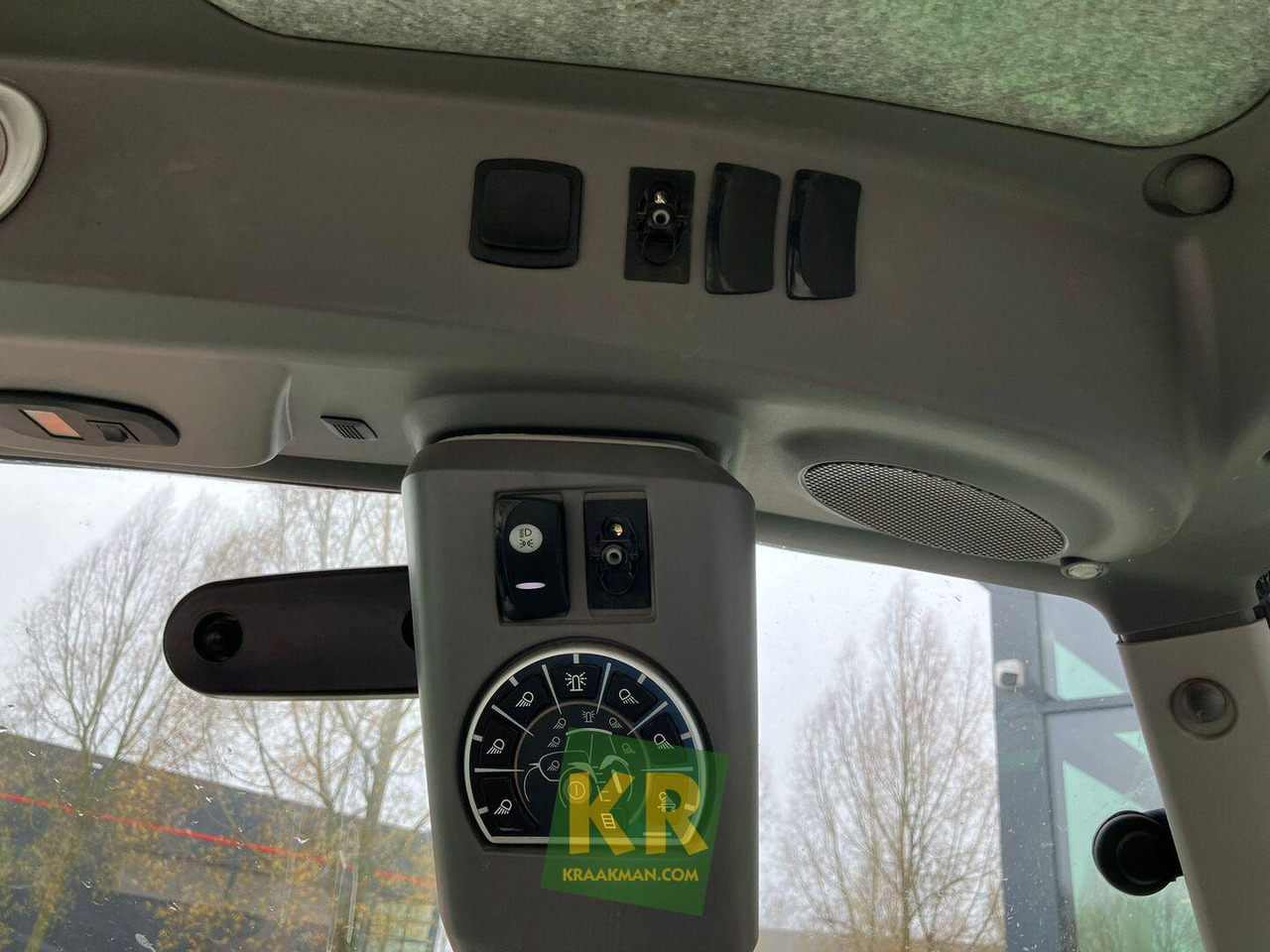 Agrotron 6150 TTV tractor Deutz Fahr - Traktor: obrázok 5 Agrotron 6150 TTV tractor Deutz Fahr - Traktor: obrázok 5