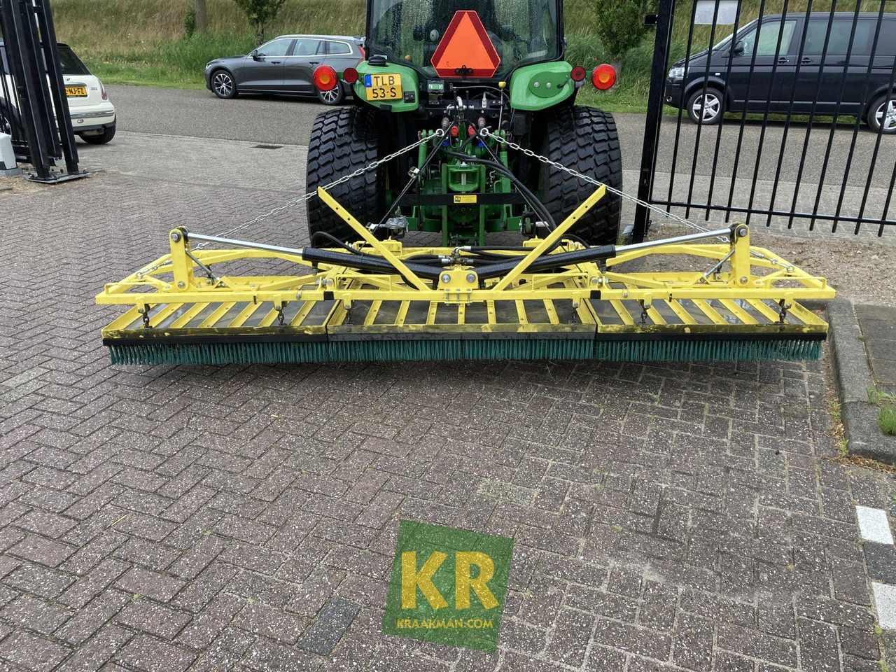 Bristly Power 3.2 bostelmachine Rolugro - Zametač: obrázok 3 Bristly Power 3.2 bostelmachine Rolugro - Zametač: obrázok 3