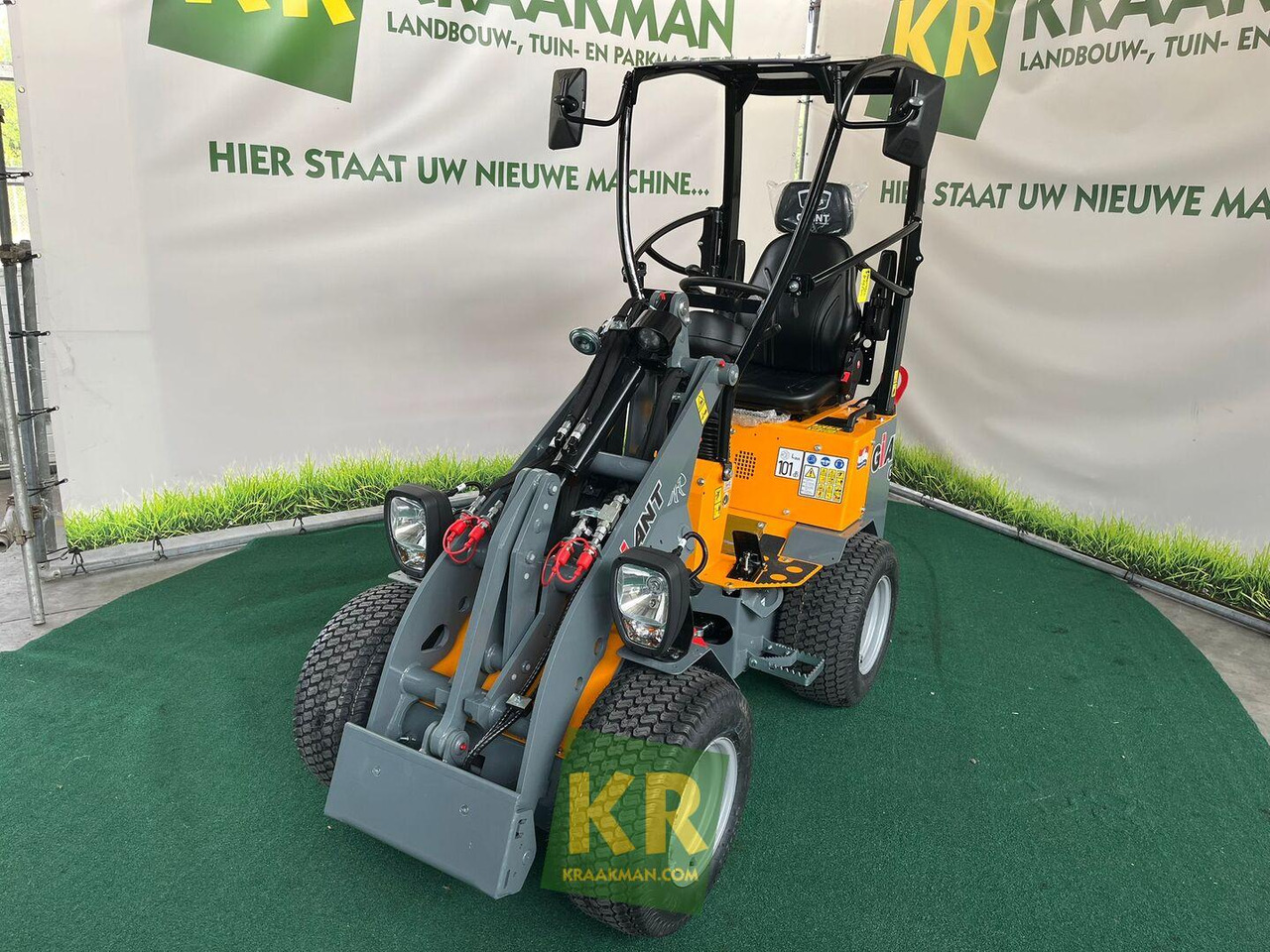 G1200 Giant - Kĺbový nakladač: obrázok 2 G1200 Giant - Kĺbový nakladač: obrázok 2