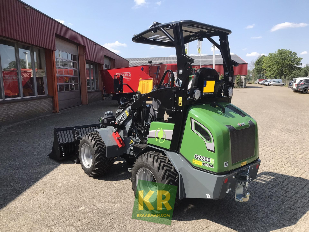 G2200E Giant - Kĺbový nakladač: obrázok 4 G2200E Giant - Kĺbový nakladač: obrázok 4