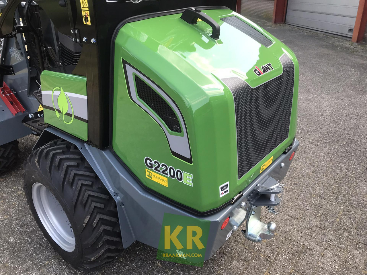 G2200E Giant - Kĺbový nakladač: obrázok 4 G2200E Giant - Kĺbový nakladač: obrázok 4