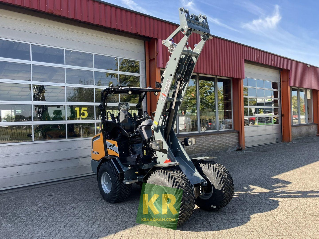 G2700 HD+ Giant - Kĺbový nakladač: obrázok 3 G2700 HD+ Giant - Kĺbový nakladač: obrázok 3