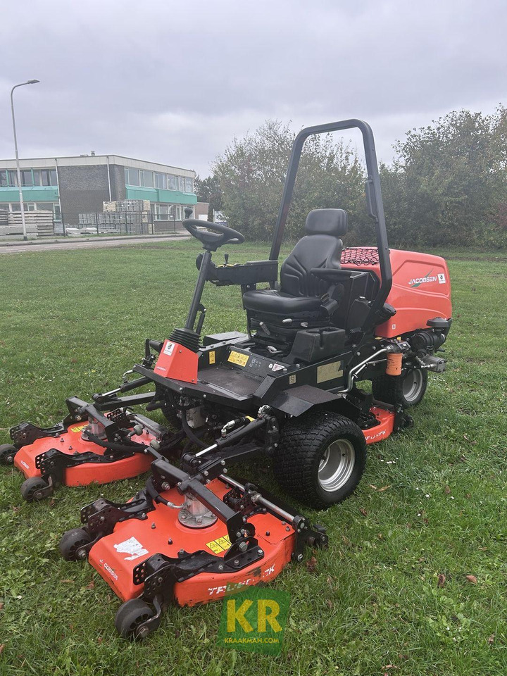 Jacobsen AR331 - Záhradná kosačka: obrázok 3 Jacobsen AR331 - Záhradná kosačka: obrázok 3