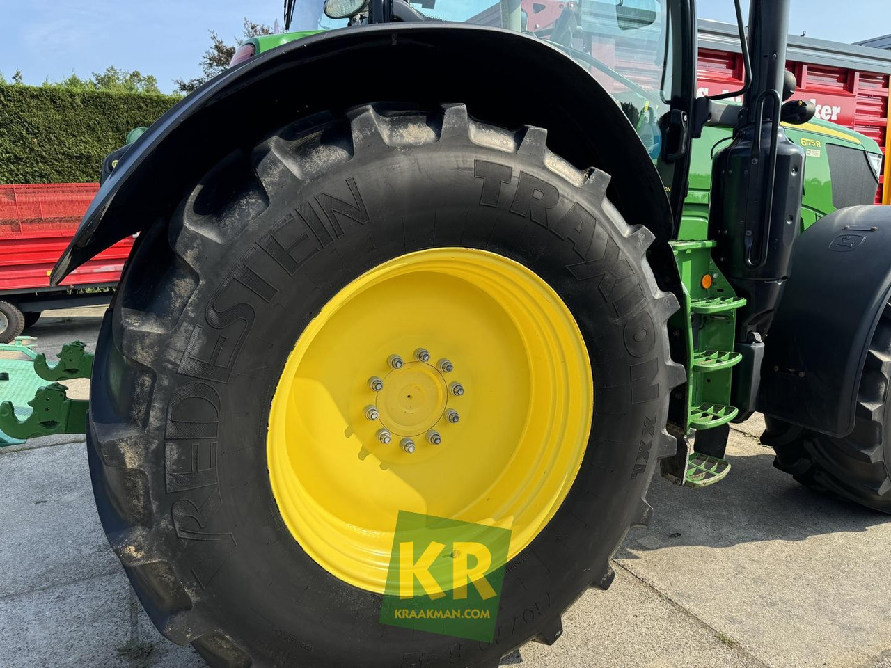 John Deere 6175R  - Traktor: obrázok 4 John Deere 6175R  - Traktor: obrázok 4