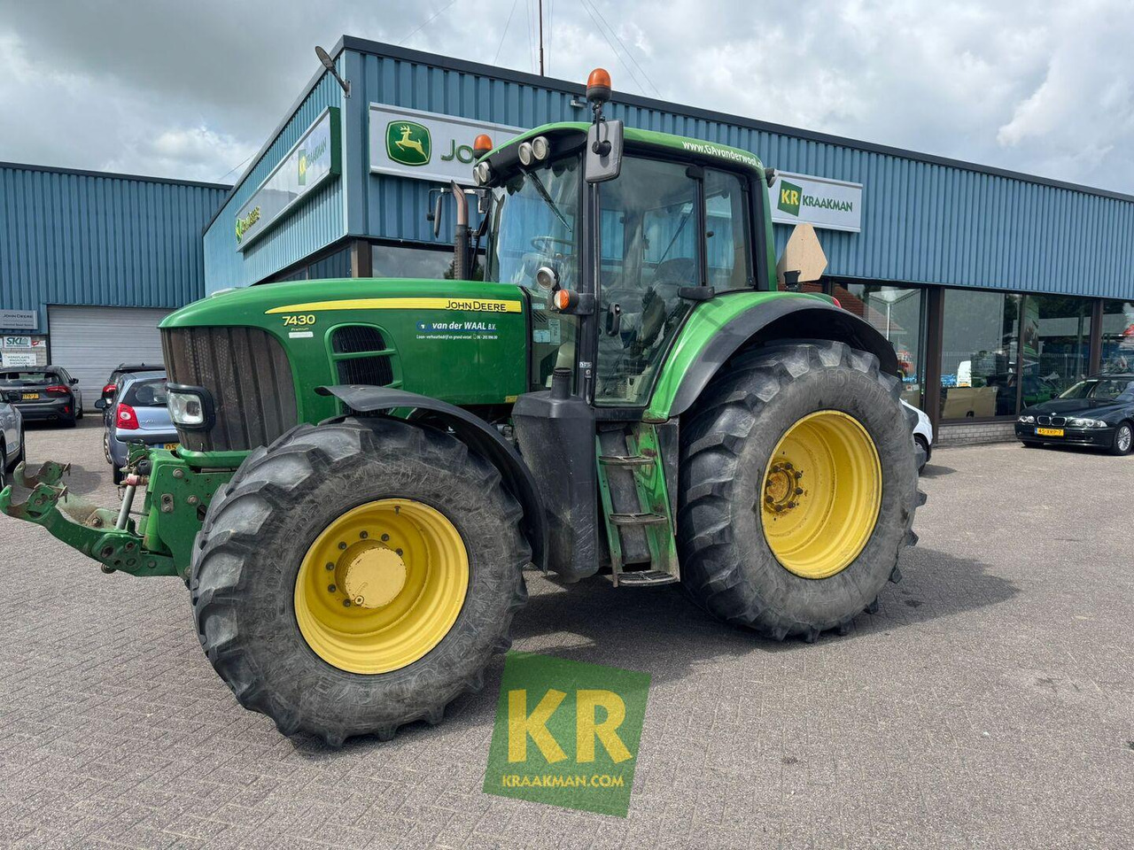 John Deere 7430 PREMIUM - Traktor: obrázok 1 John Deere 7430 PREMIUM - Traktor: obrázok 1