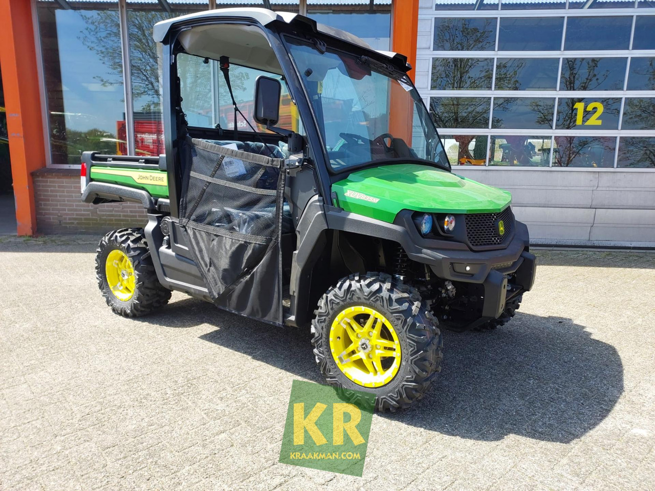 John Deere XUV835M - ATV/ Štvorkolka: obrázok 1 John Deere XUV835M - ATV/ Štvorkolka: obrázok 1