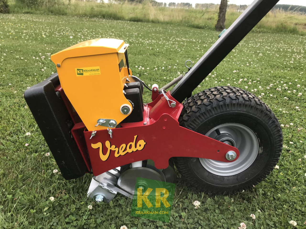 Turf Buddy Vredo - Stroj na obrábanie pôdy: obrázok 2 Turf Buddy Vredo - Stroj na obrábanie pôdy: obrázok 2