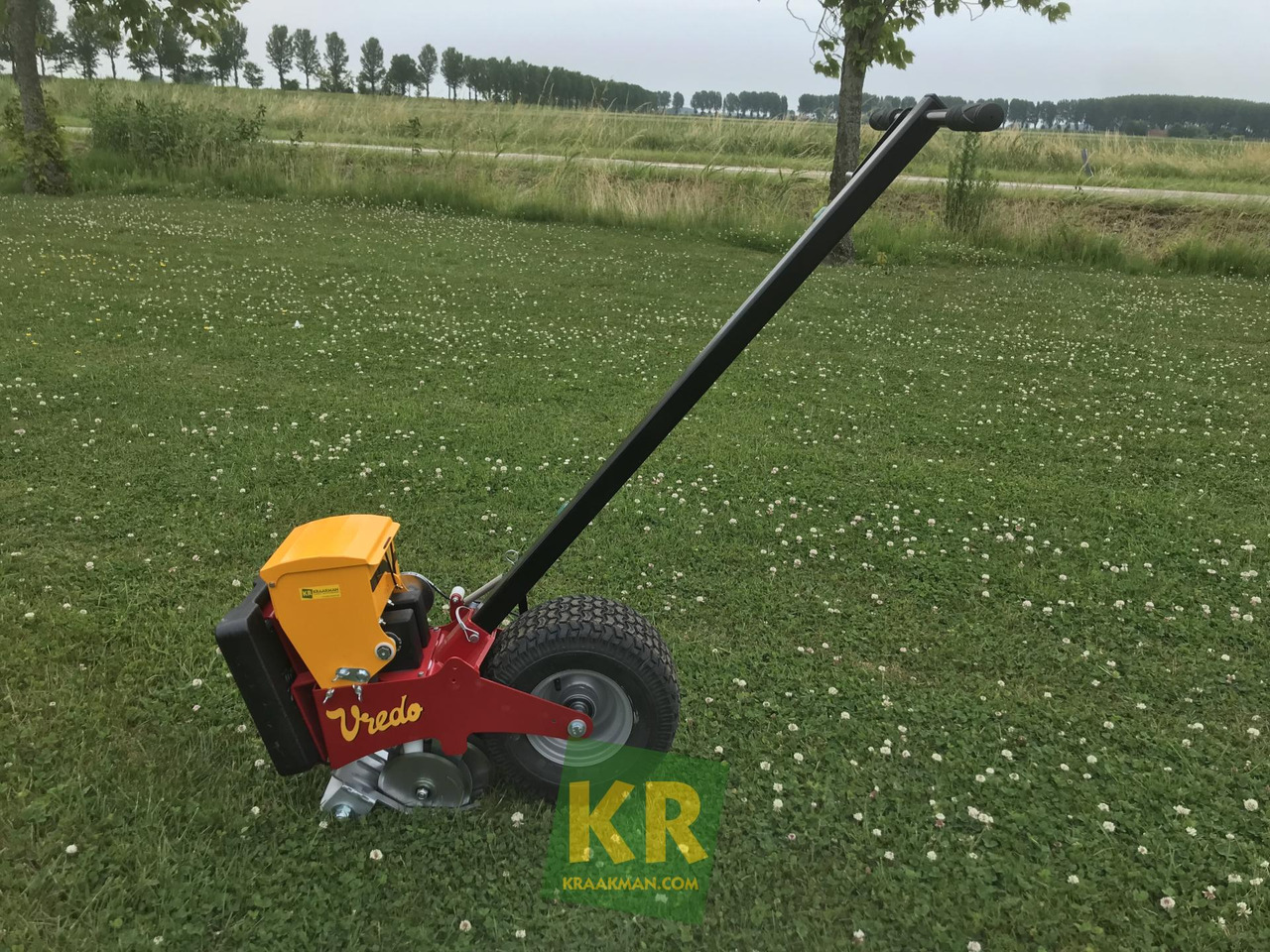Turf Buddy Vredo - Stroj na obrábanie pôdy: obrázok 1 Turf Buddy Vredo - Stroj na obrábanie pôdy: obrázok 1