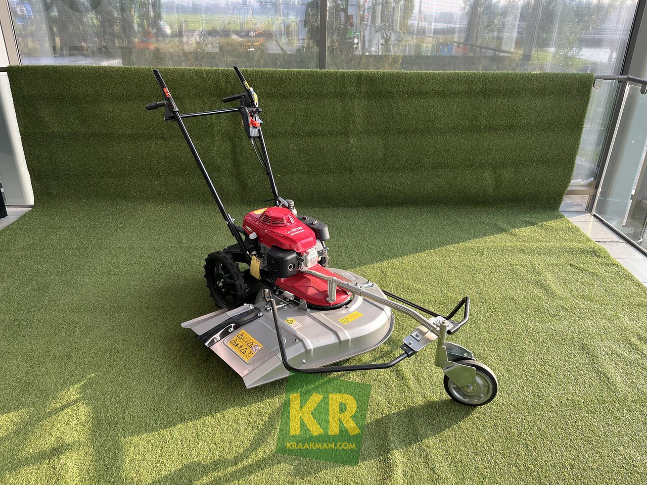 UMK Honda - Záhradná kosačka: obrázok 2 UMK Honda - Záhradná kosačka: obrázok 2