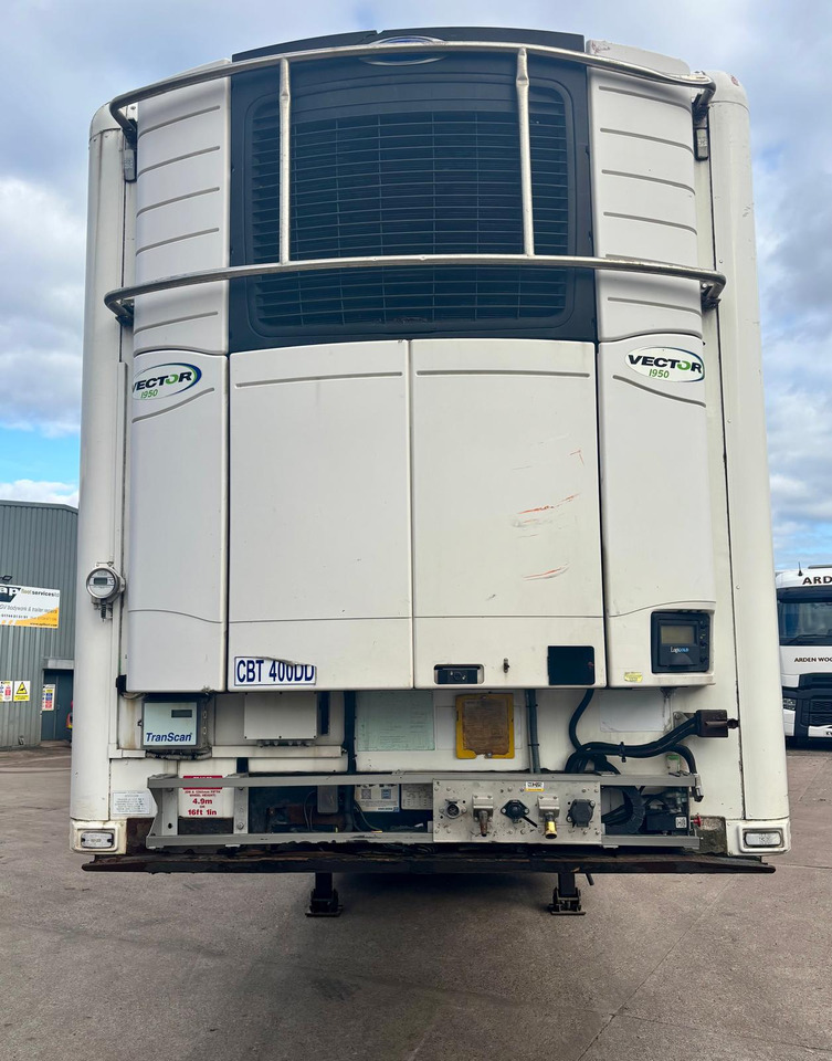 Gray and Adams 2013 Vector 1950MT – CBT400DD - Náves chladírenské: obrázok 1 Gray and Adams 2013 Vector 1950MT – CBT400DD - Náves chladírenské: obrázok 1