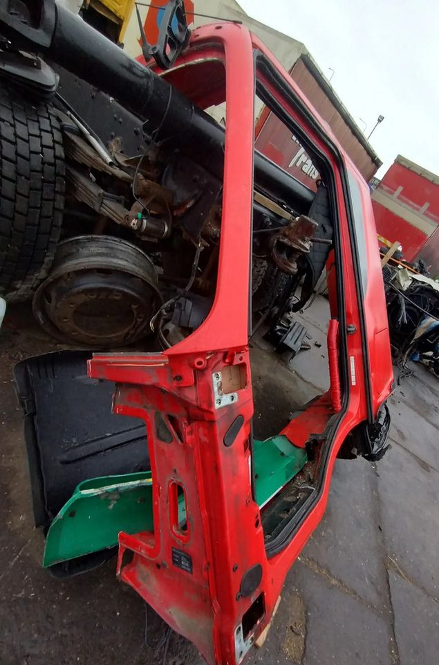 ĆWIARTKA BOK IVECO STRALIS HI-WAY - Karoséria a exteriér pre Nákladné auto: obrázok 3 ĆWIARTKA BOK IVECO STRALIS HI-WAY - Karoséria a exteriér pre Nákladné auto: obrázok 3