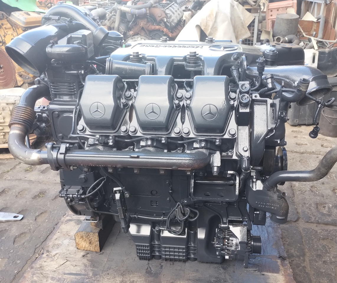 Mercedes Actros OM501 LA MP1 V6 EURO 3 - Motor a diely: obrázok 2 Mercedes Actros OM501 LA MP1 V6 EURO 3 - Motor a diely: obrázok 2