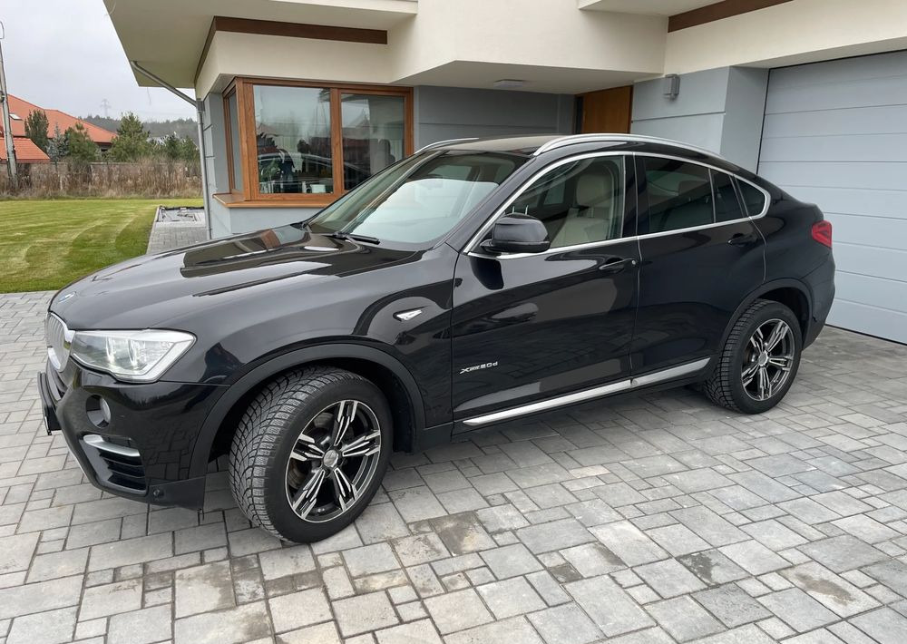 BMW X4 xDrive20d - Automobil: obrázok 1 BMW X4 xDrive20d - Automobil: obrázok 1