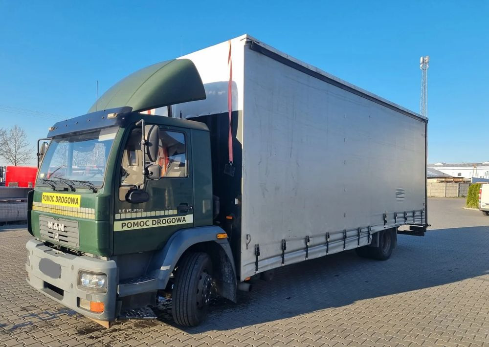 MAN LE 15 220 - Odťahovy voz: obrázok 1 MAN LE 15 220 - Odťahovy voz: obrázok 1