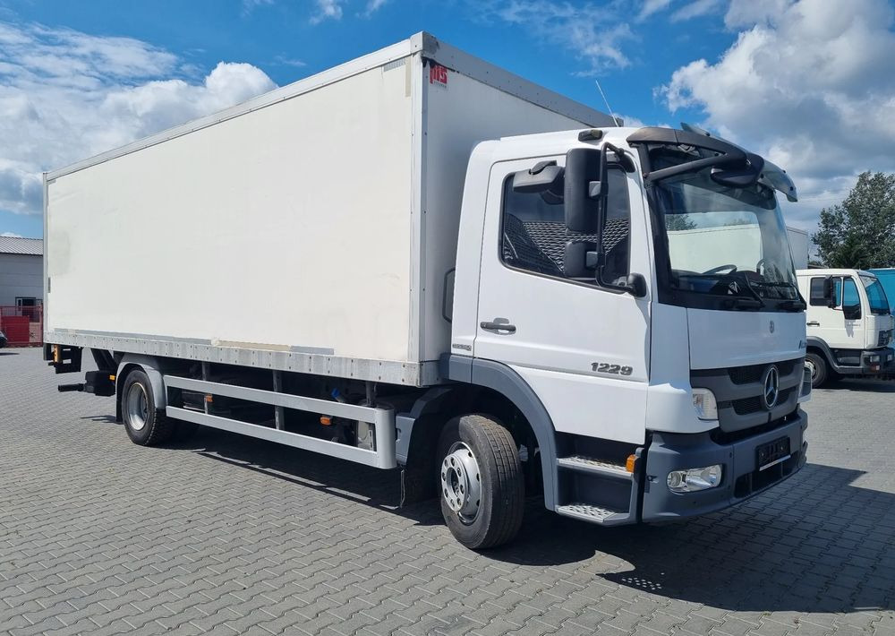 Mercedes-Benz Atego 1224 - Chladirenské nákladné vozidlo: obrázok 2 Mercedes-Benz Atego 1224 - Chladirenské nákladné vozidlo: obrázok 2