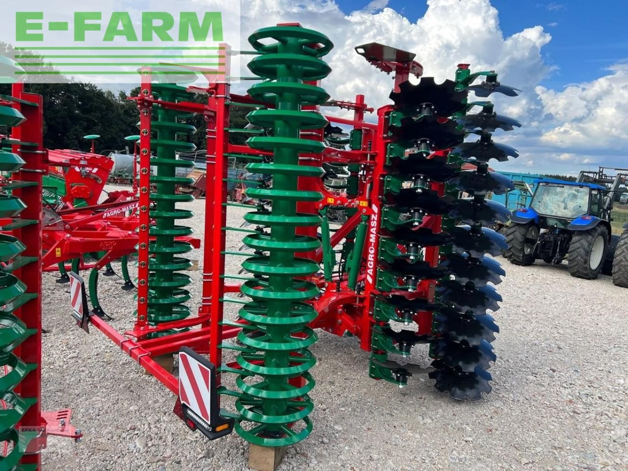 Agro-Masz btc 50 h - Stroj na obrábanie pôdy: obrázok 2 Agro-Masz btc 50 h - Stroj na obrábanie pôdy: obrázok 2
