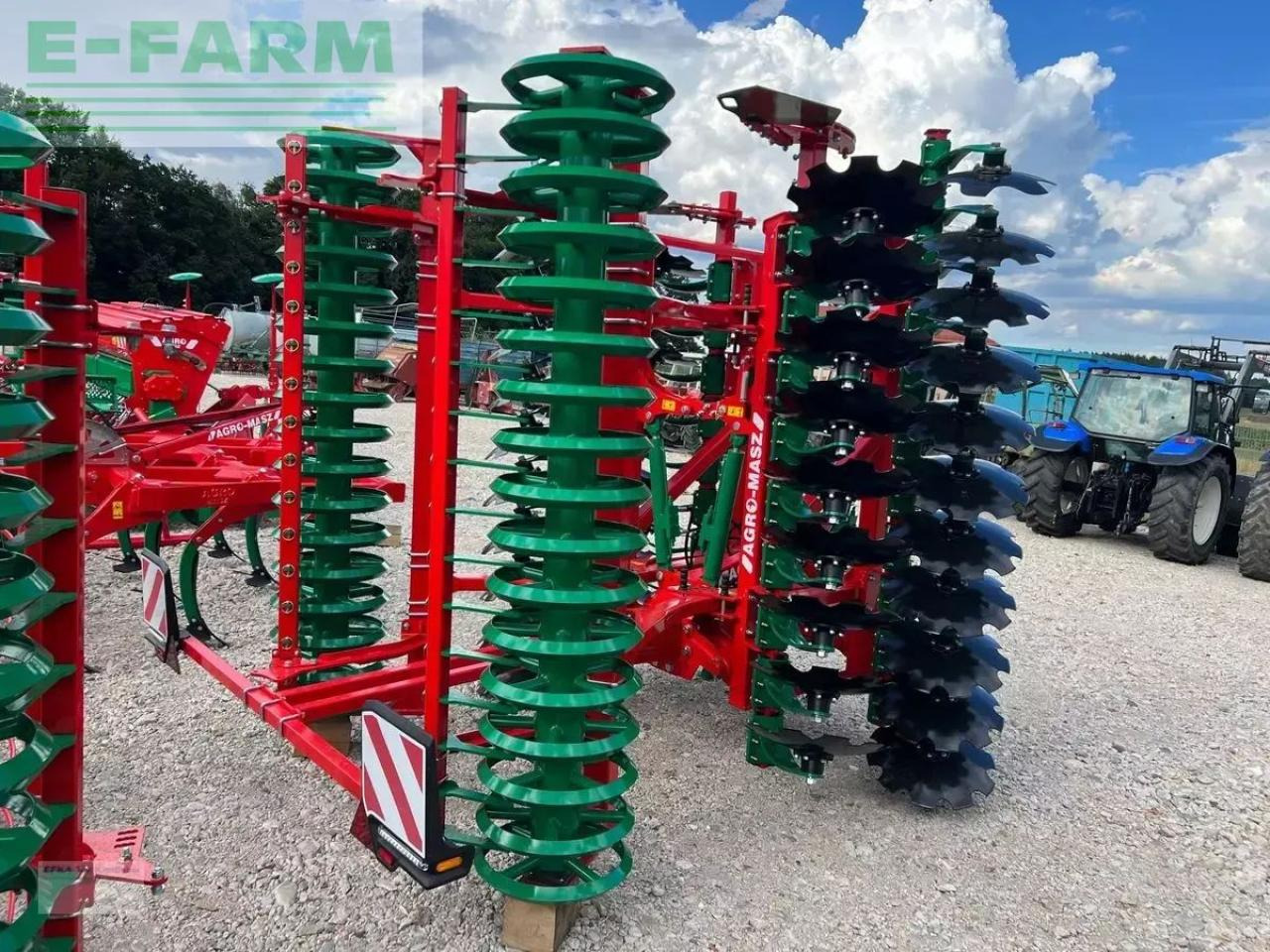 Agro-Masz btc 50 h - Stroj na obrábanie pôdy: obrázok 2 Agro-Masz btc 50 h - Stroj na obrábanie pôdy: obrázok 2