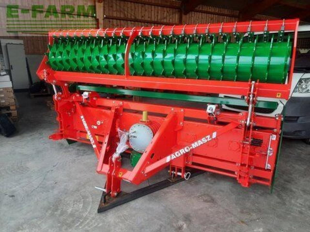 Agro-Masz sn 301 - Univerzálny sejací stroj: obrázok 5 Agro-Masz sn 301 - Univerzálny sejací stroj: obrázok 5