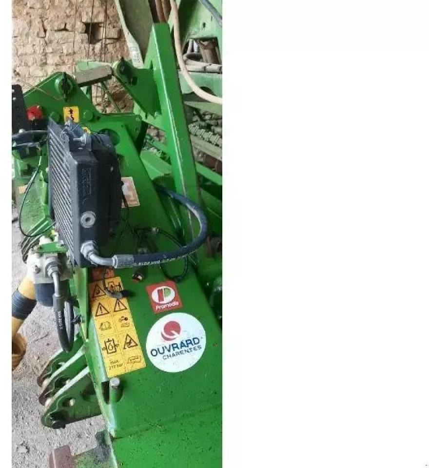 Amazone matrixem-cult400 - Modulárny sejací stroj: obrázok 4 Amazone matrixem-cult400 - Modulárny sejací stroj: obrázok 4