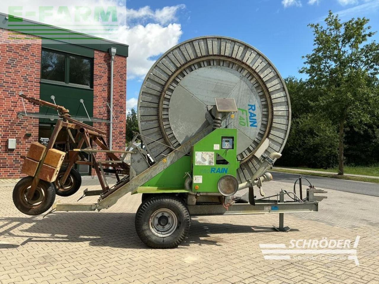 Bauer f40 120/370 - Zavlažovací systém: obrázok 5 Bauer f40 120/370 - Zavlažovací systém: obrázok 5