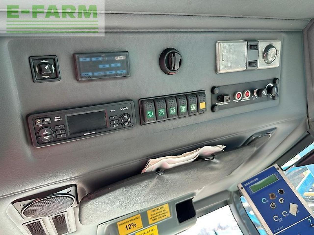 Ťahaný postrekovač Berthoud boxer 3000r: obrázok 32