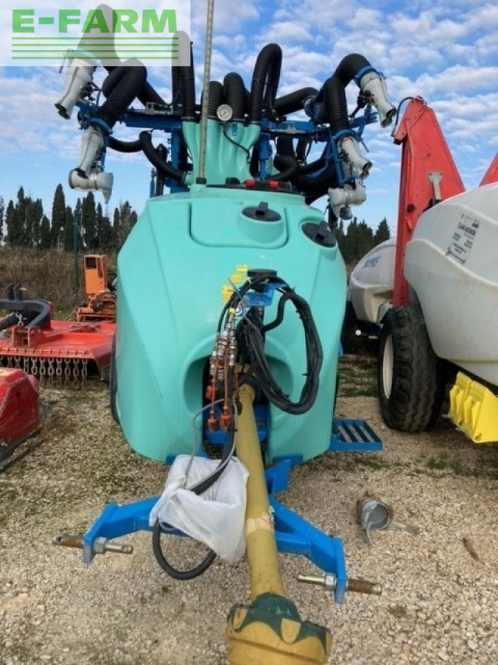 Berthoud win air - Ťahaný postrekovač: obrázok 1 Berthoud win air - Ťahaný postrekovač: obrázok 1