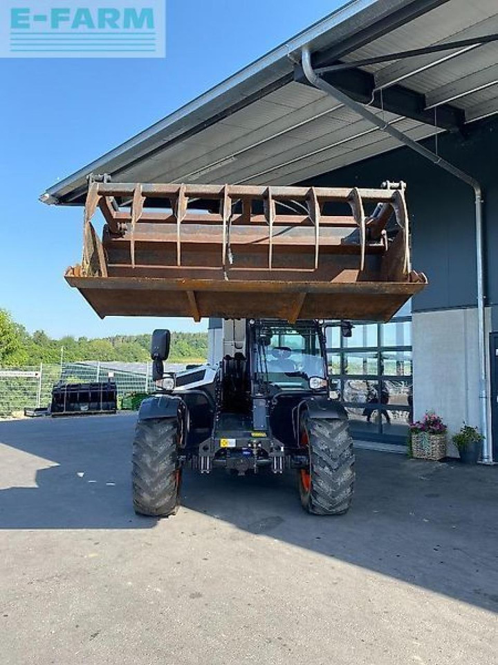 Bobcat tl 38.70 hf mit nur 2600 stunden, inkl. 3 werkzeugen - Teleskopický nakladač: obrázok 5 Bobcat tl 38.70 hf mit nur 2600 stunden, inkl. 3 werkzeugen - Teleskopický nakladač: obrázok 5