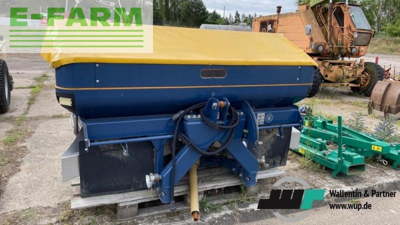 Bogballe l2w plus - Rozmetač hnojiva: obrázok 2 Bogballe l2w plus - Rozmetač hnojiva: obrázok 2
