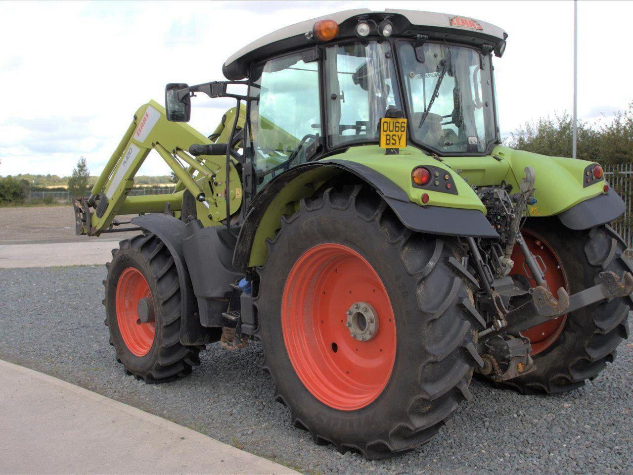 CLAAS ARION 460 PANORAMIC - Traktor: obrázok 2 CLAAS ARION 460 PANORAMIC - Traktor: obrázok 2